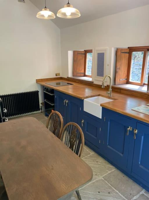 Former Corn Mill Cottage On The North Wales Coast Talacre エクステリア 写真