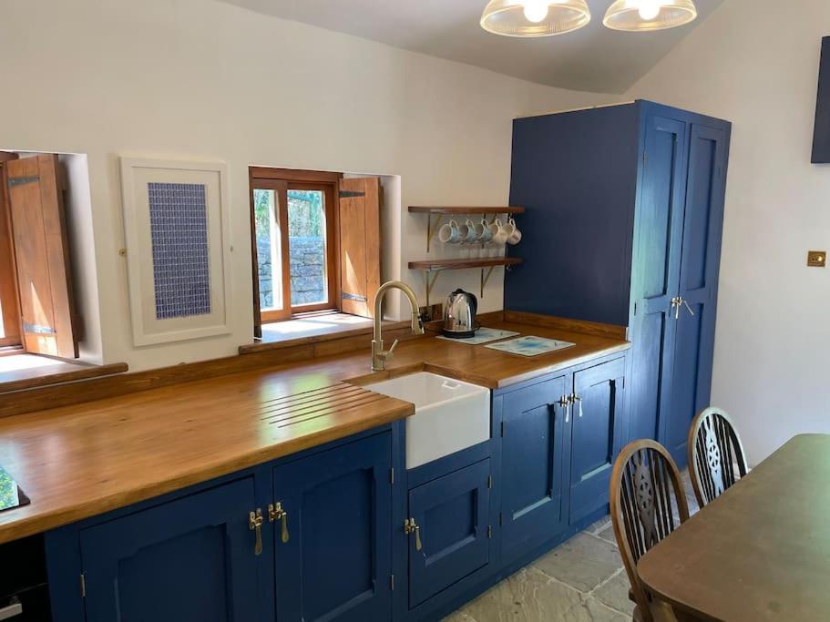Former Corn Mill Cottage On The North Wales Coast Talacre エクステリア 写真